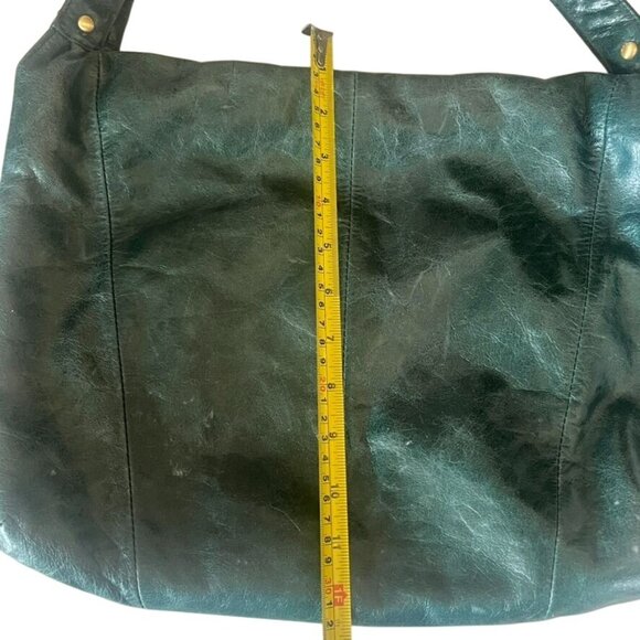 Hobo The Original Green Leather Shoulder Bag With Floral Lining Dress or Casual
